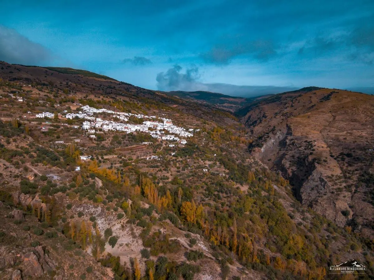 Alojamientos Rurales Los Macabes Alpujarra De La Sierra Landhuis